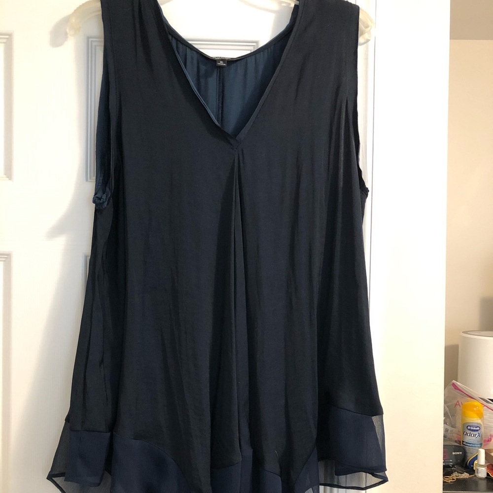 Sleeveless blouse